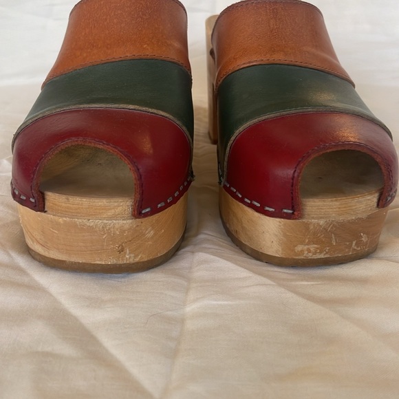 SWEDISH HASBEENS PLATFORM CLOGS SZ 37 - Picture 4 of 9